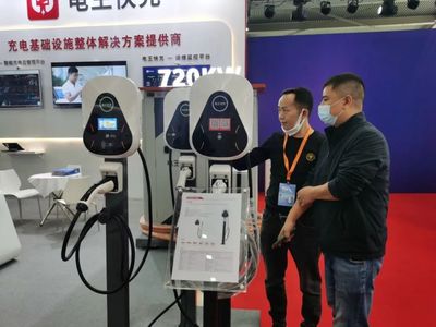 深圳充電樁展科技亮點(diǎn) 電王快充分布式交流充電樁引領(lǐng)智能閃充新紀(jì)元
